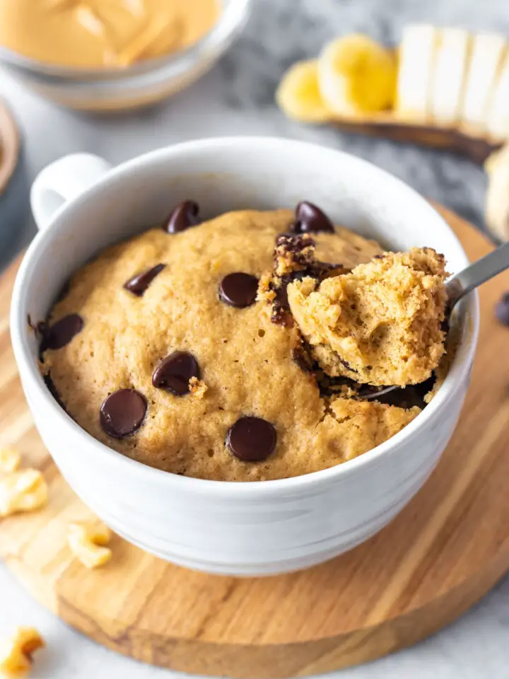 Healthy Banana Oat Mug Cake (Vegan & GlutenFree)